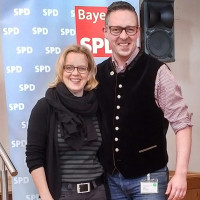 Die Generalsekretärin der Bayern-SPD Natascha Kohnen mit dem Martin Baumann (Vorsitzender der SPD Trostberg)